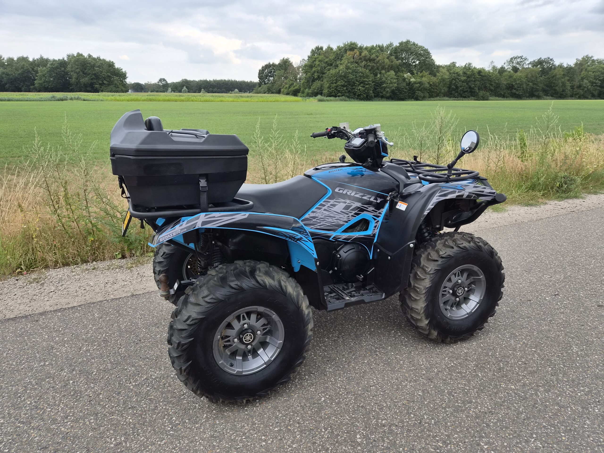 VERKOCHT Yamaha Grizzly 700 4x4 met auto kenteken - Afbeelding 3