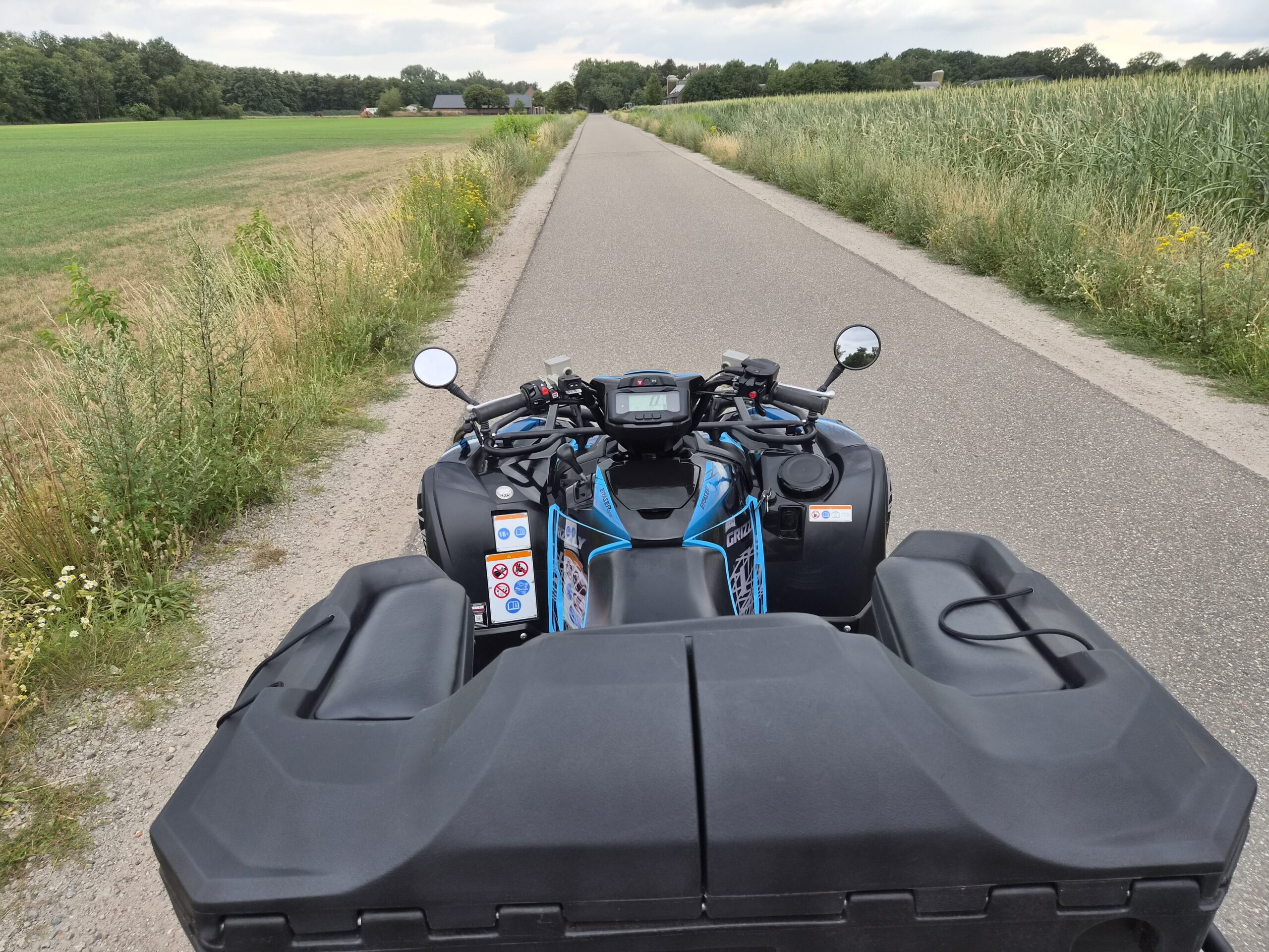 VERKOCHT Yamaha Grizzly 700 4x4 met auto kenteken - Afbeelding 5