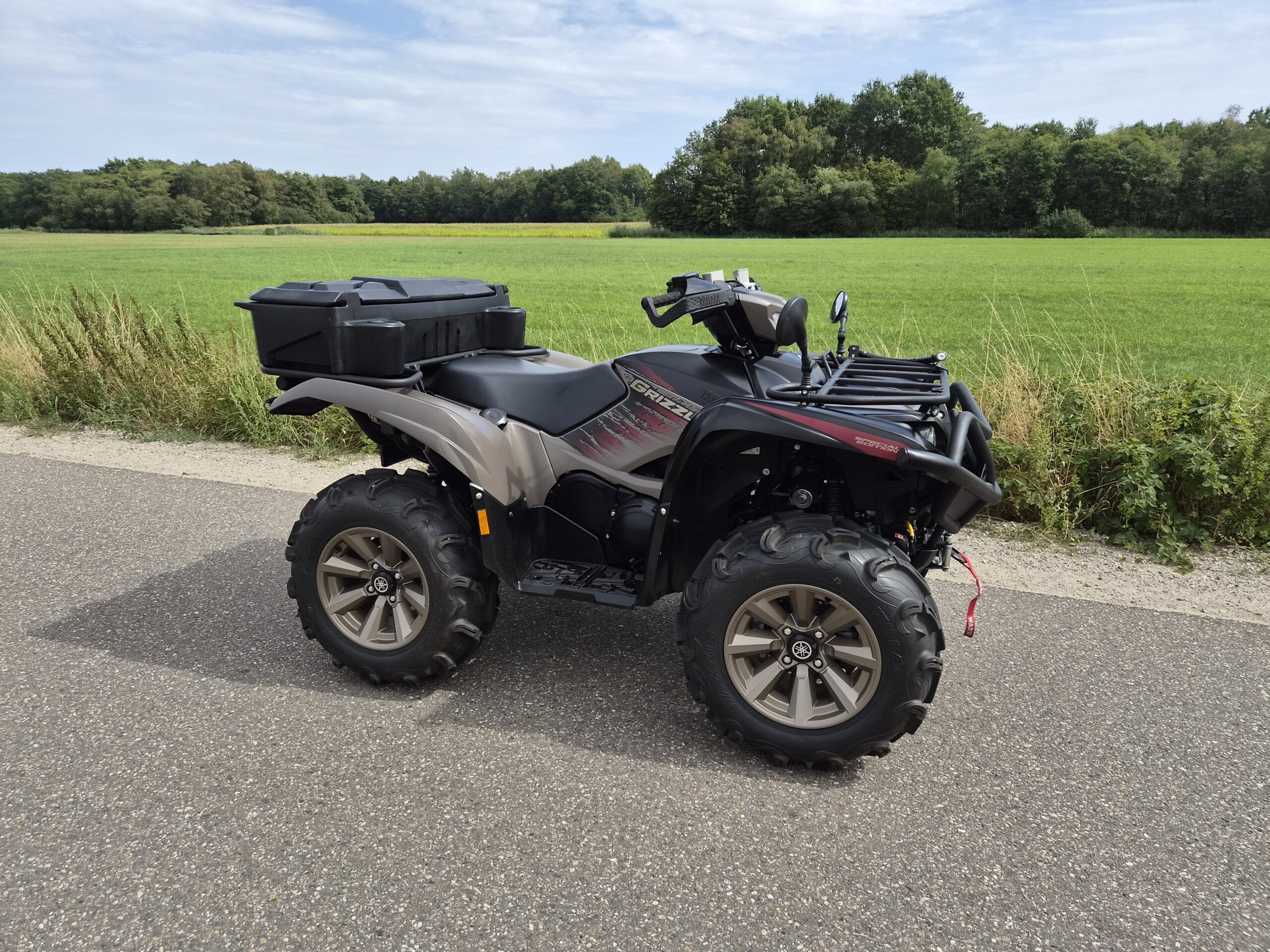VERKOCHT Yamaha Grizzly 700 SE 4x4 met kenteken - Afbeelding 3