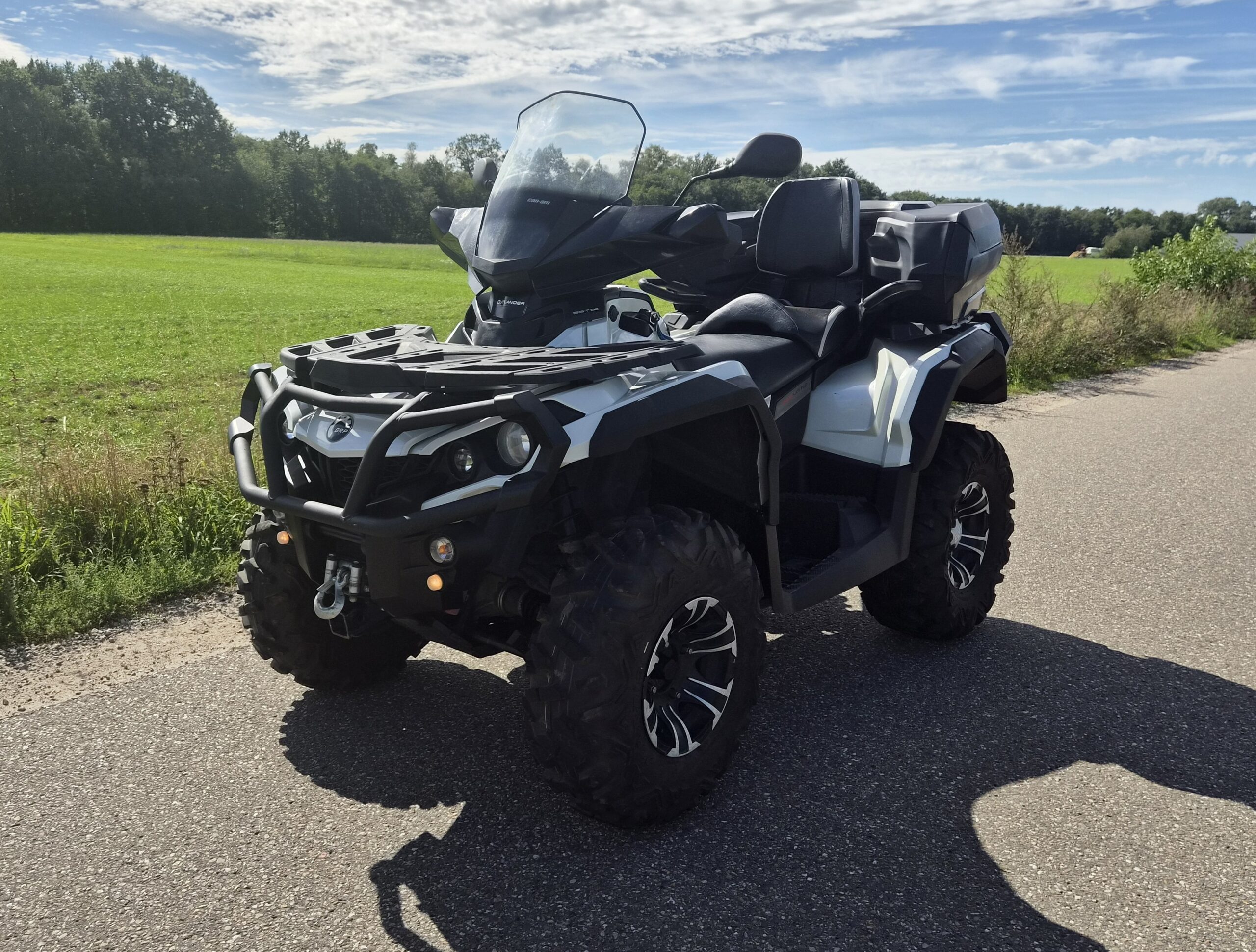 Can am Outlander 1000 max LTD met kenteken